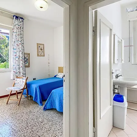 Apartment Al Mare-2 By Interhome
